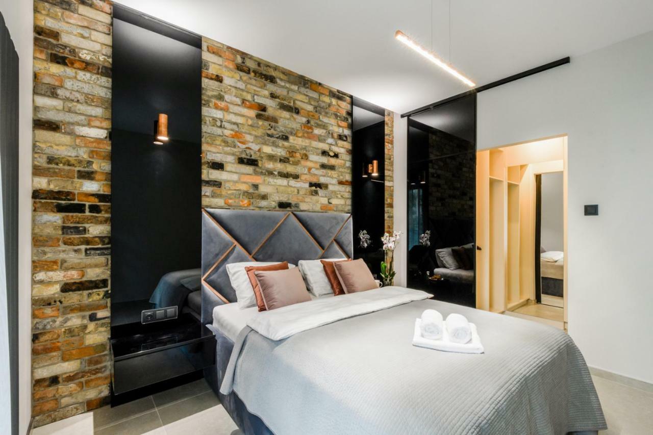 Zlota Luxury Apartments ワルシャワ エクステリア 写真