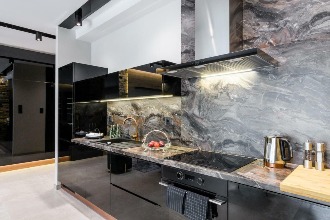 Zlota Luxury Apartments ワルシャワ エクステリア 写真