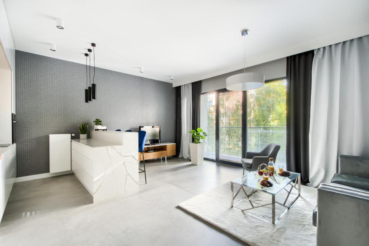 Zlota Luxury Apartments ワルシャワ エクステリア 写真