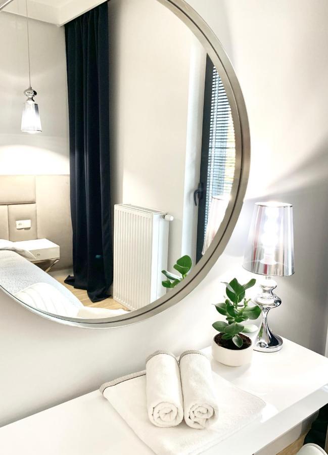 Zlota Luxury Apartments ワルシャワ エクステリア 写真