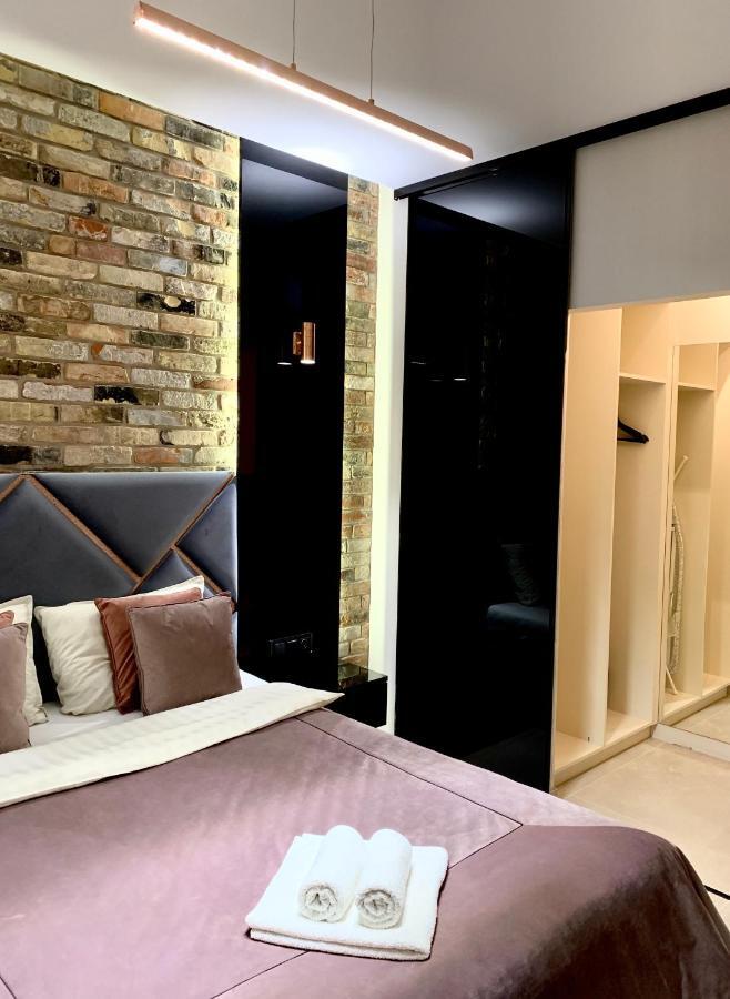 Zlota Luxury Apartments ワルシャワ エクステリア 写真