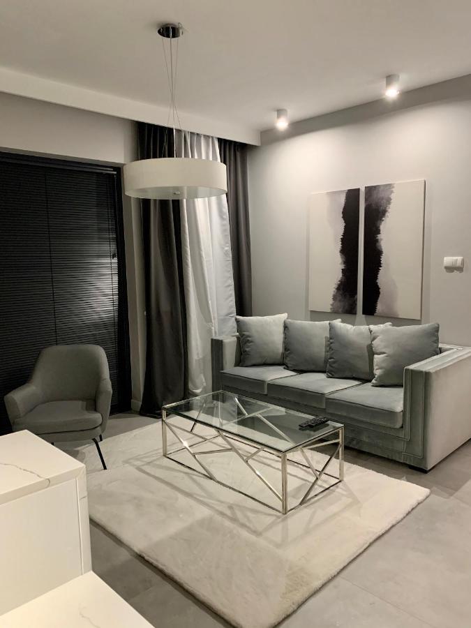Zlota Luxury Apartments ワルシャワ エクステリア 写真